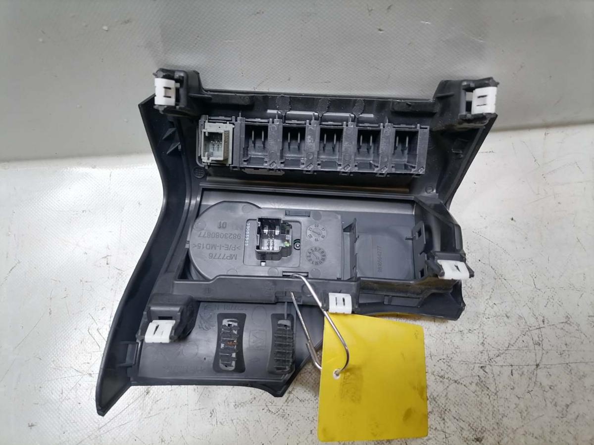 Opel Combo E original Lichtschalter f&uuml;r Fahrzeuge mit Lichtautomatik Bj.2019